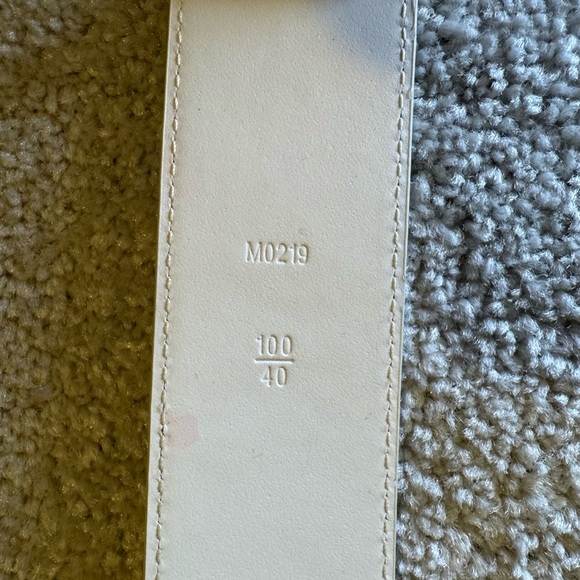 Louis Vuttion Belt - Picture 5 of 6